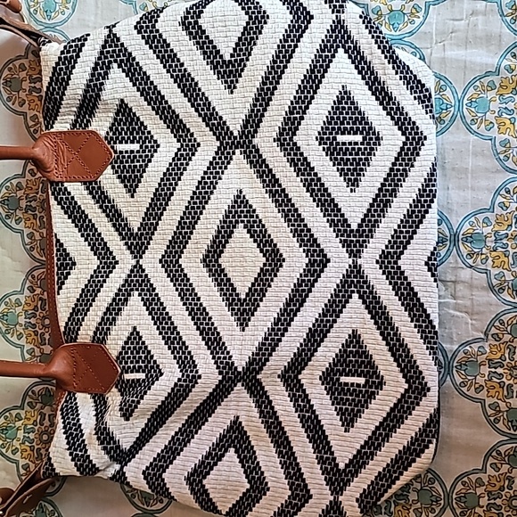 Tribe Alive x Rachel Zoe Limited Edition Custom Carryall Weekend Warrior Bag - Picture 8 of 16